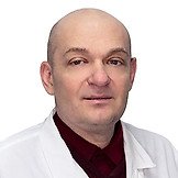 Врач Давыдов Евгений Леонардович