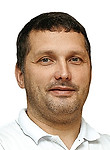 Врач Горелов Роман Михайлович