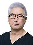 Врач Ким Ту Ман