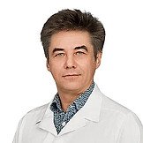 Врач Вергунов Андрей Иванович