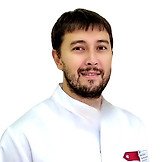 Врач Вьюков Денис Николаевич