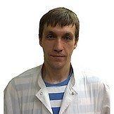 Врач Захаров Максим Николаевич